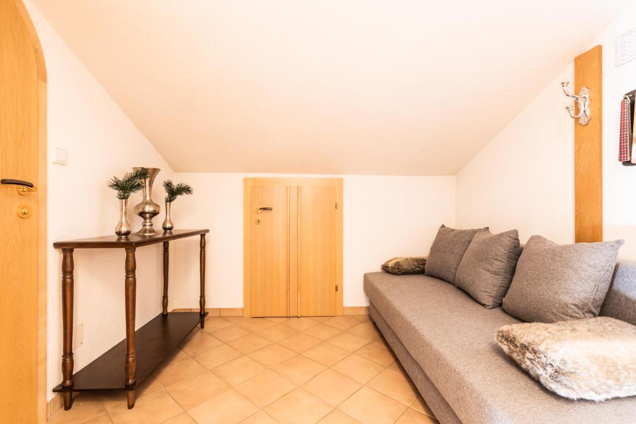 Lovethealps Apartments ライト・バイ・ゼーフェルト エクステリア 写真